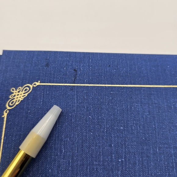 Creative Memories, Blue Photo Album with Gold Accents - Picture 4 of 7